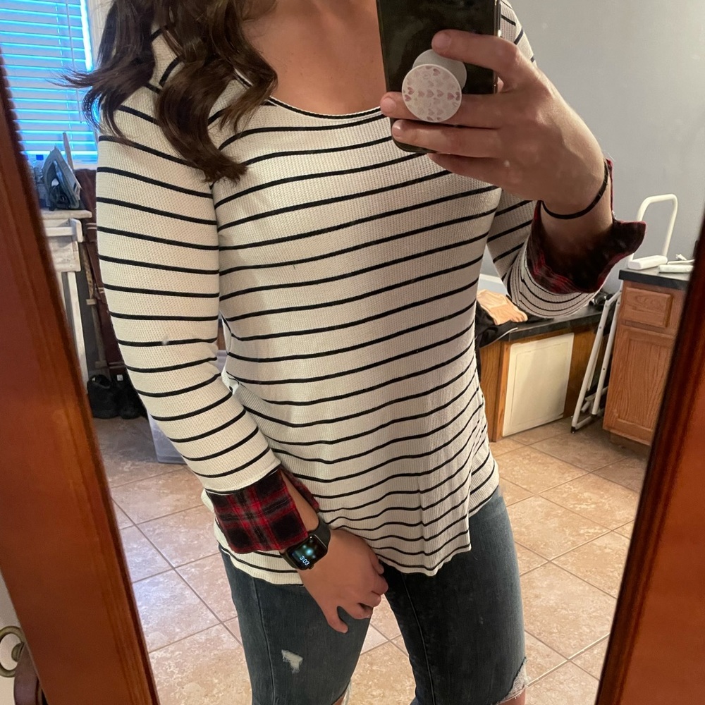 Boutique waffle top with flannel sleeve cuff